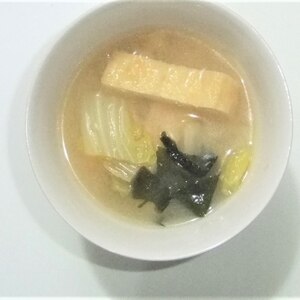 白菜＊油揚げ＊しめじの味噌汁